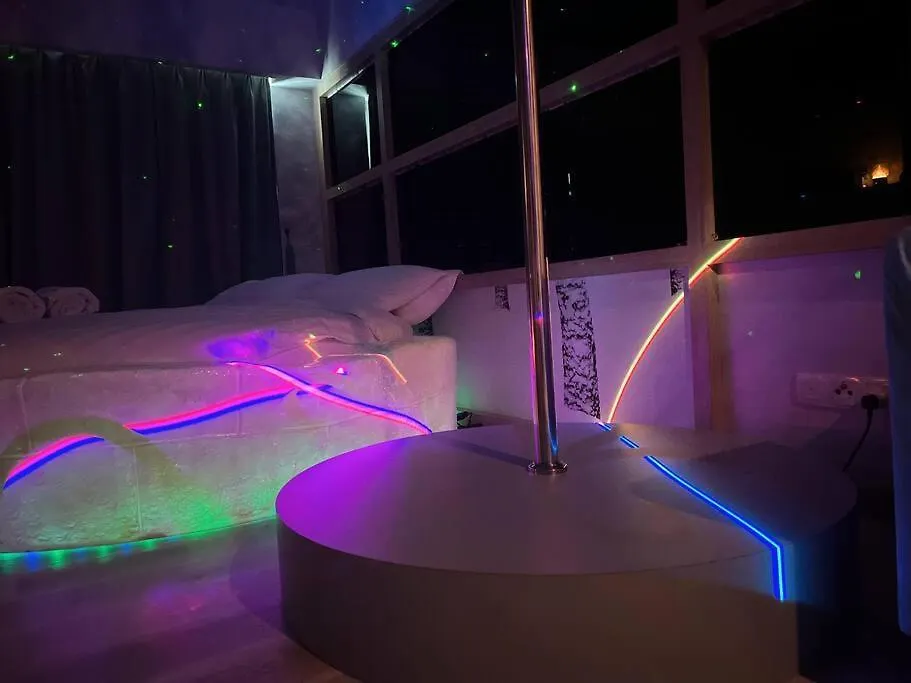 Apartment Mercu Summer Suite - Love Romance, Ice Love Fun 冰情趣民宿 Kuala Lumpur